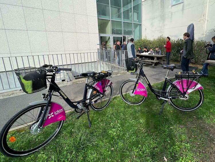 Idex La Défense s'équipe de vélos électriques